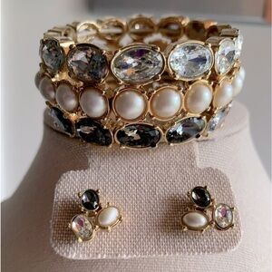 Gold tone Stretch Cuff Bracelet with Glass Gems & Matching Earrings Bundle